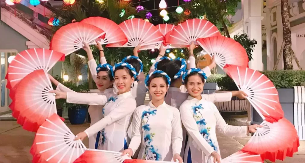 Exploring Vietnamese Culture